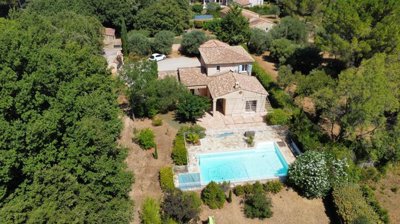 Maison de 4 chambres à vendre à Lorgues