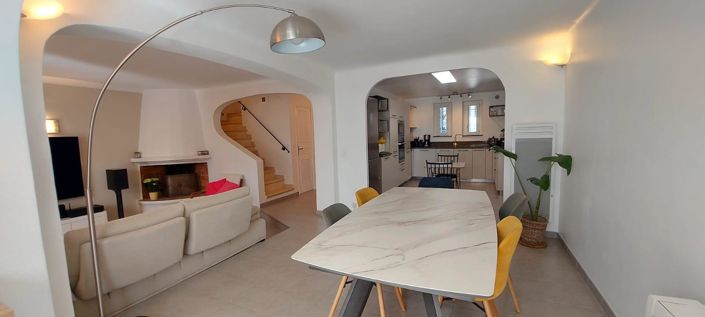 Image No.13-3 Bed House for sale