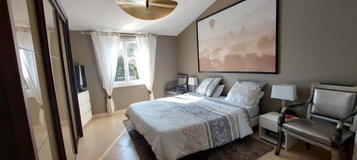 Image No.16-3 Bed House for sale