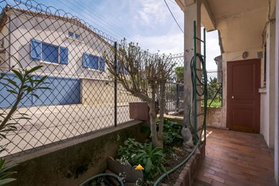 1 - Carcassonne, Apartment