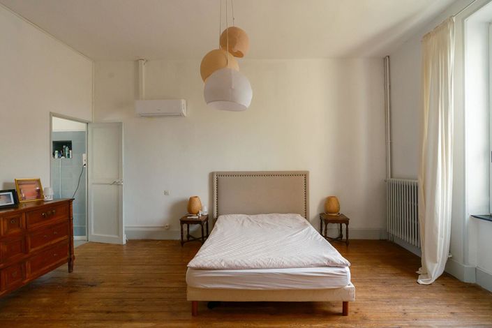 Image No.13-8 Bed House for sale