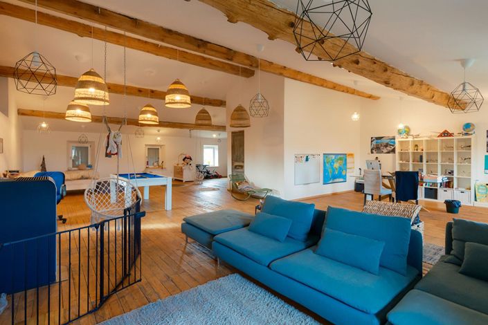 Image No.17-8 Bed House for sale