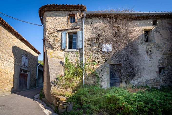 Image No.1-4 Bed House for sale