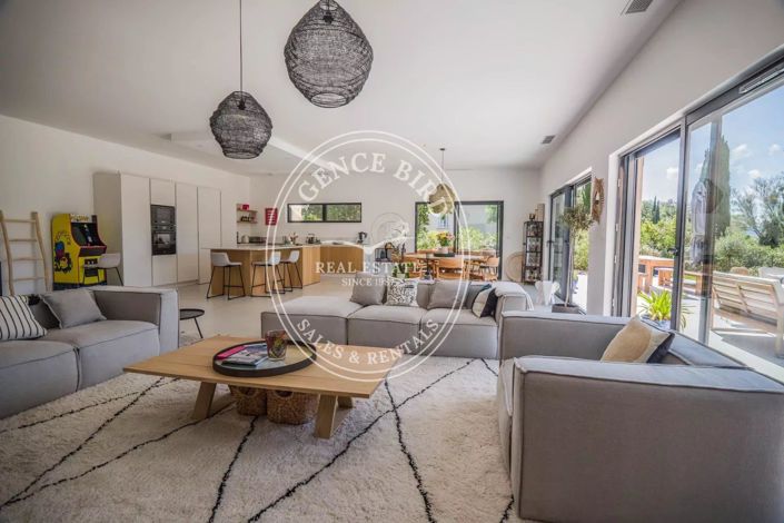 Image No.4-Maison de 4 chambres à vendre à Grimaud