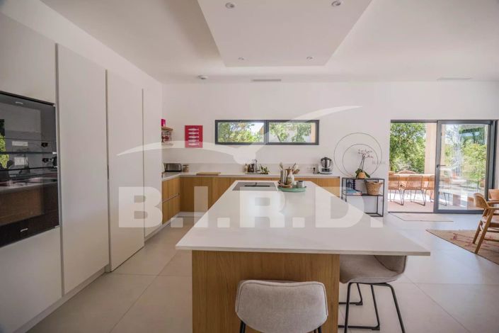 Image No.5-Maison de 4 chambres à vendre à Grimaud