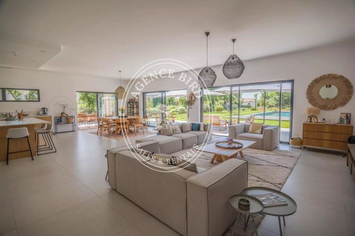 Image No.8-Maison de 4 chambres à vendre à Grimaud