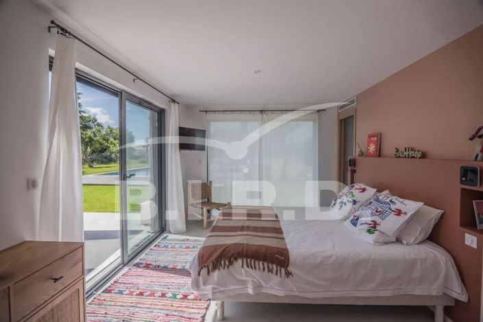 Image No.9-Maison de 4 chambres à vendre à Grimaud