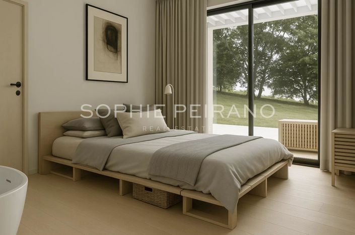 Image No.6-4 Bed House for sale