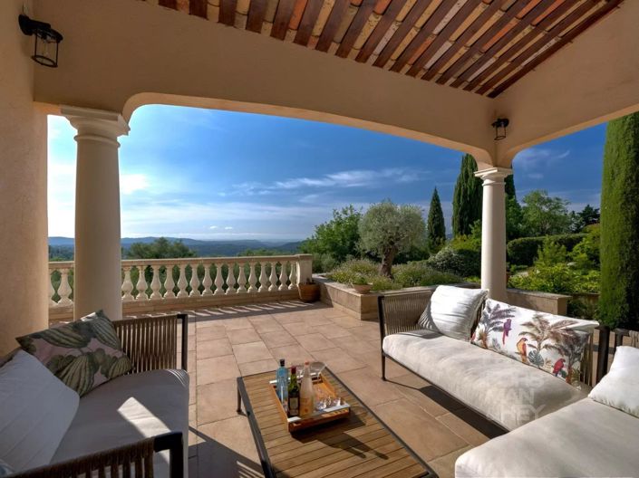 Image No.6-5 Bed House for sale