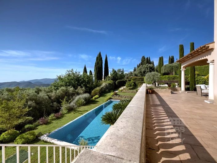 Image No.7-5 Bed House for sale