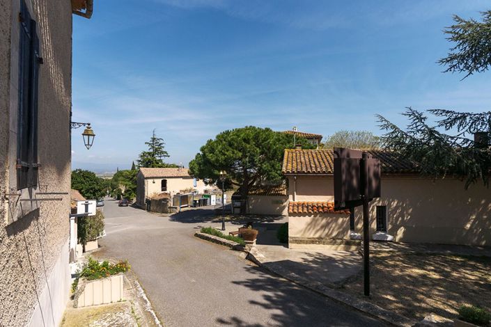 Image No.17-4 Bed House for sale