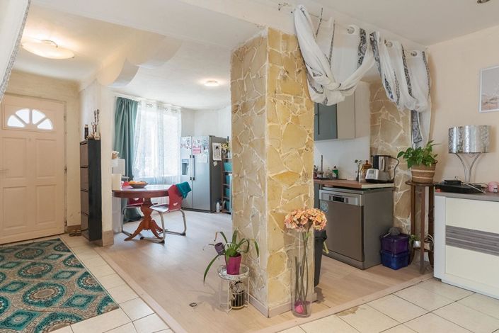 Image No.5-4 Bed House for sale