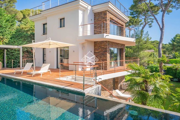 Image No.20-5 Bed House for sale