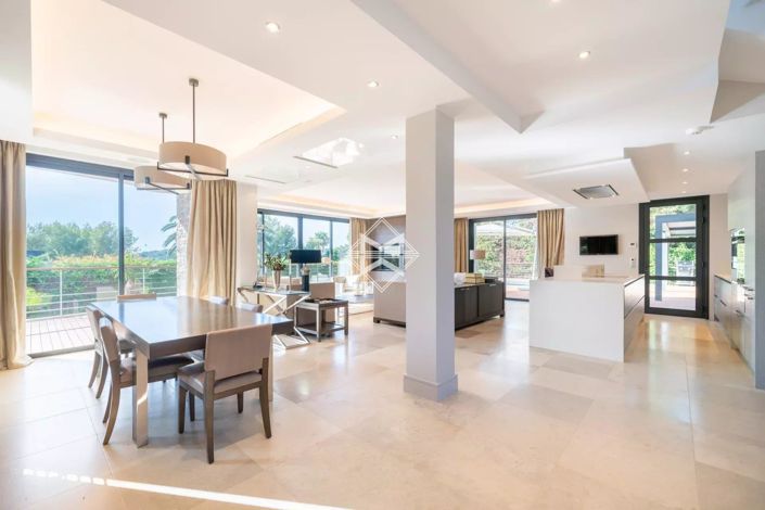 Image No.5-Maison de 5 chambres à vendre à Antibes