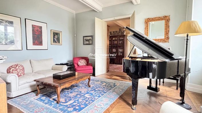 Image No.14-4 Bed House for sale