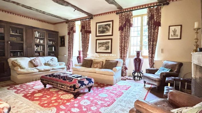 Image No.17-4 Bed House for sale