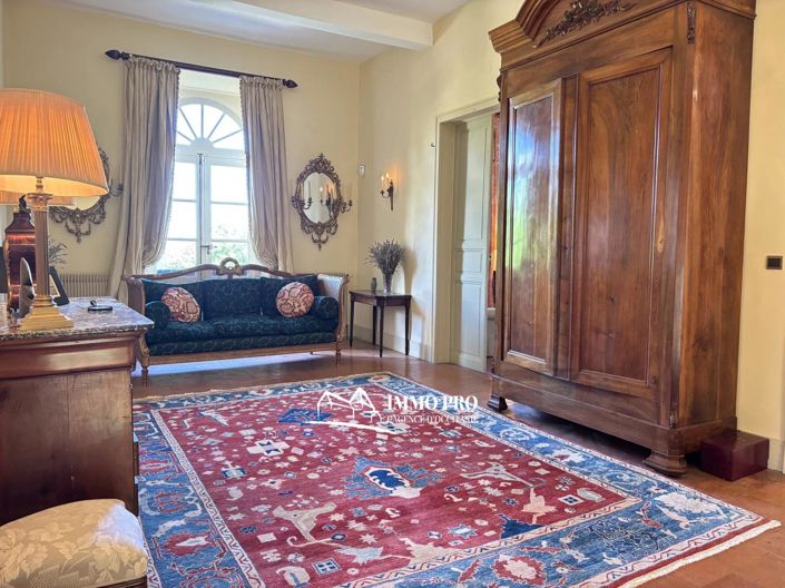 Image No.21-4 Bed House for sale