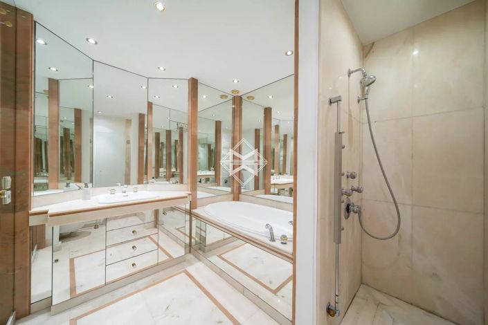 Image No.26-Appartement de 4 chambres à vendre à Cannes