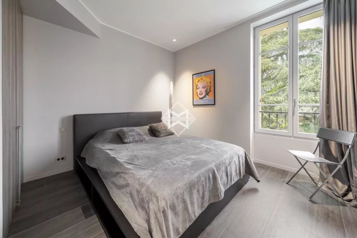 Image No.10-3 Bed Apartment for sale