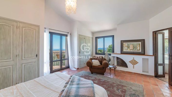 Image No.13-6 Bed House for sale