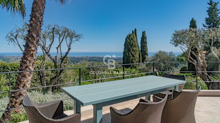 Image No.22-6 Bed House for sale