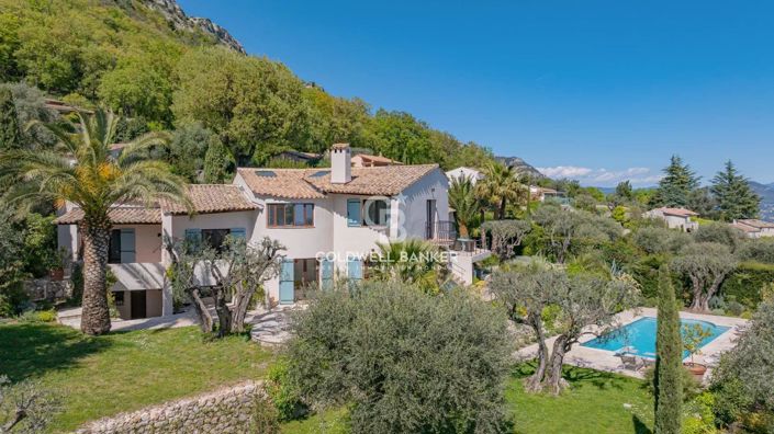 Image No.25-6 Bed House for sale