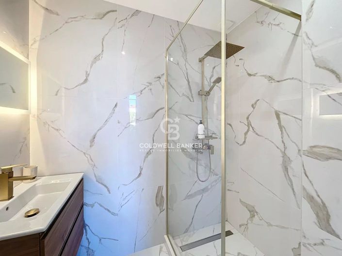 Image No.11-3 Bed Apartment for sale