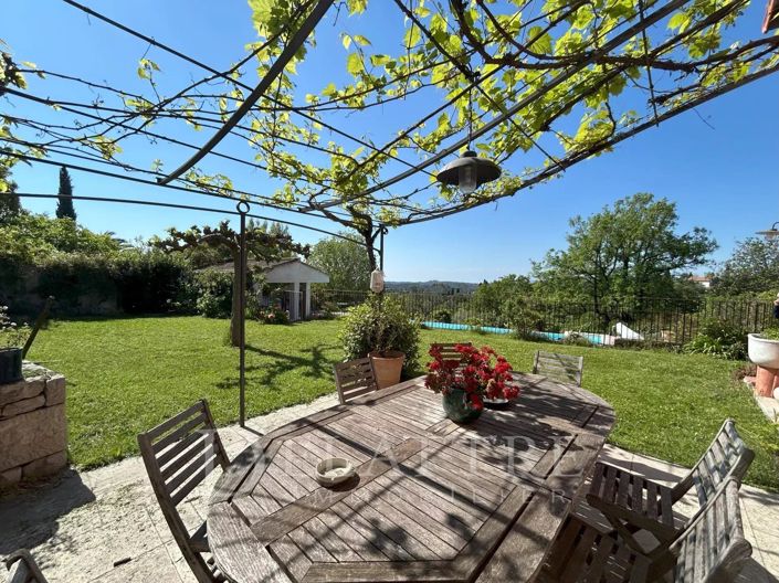 Image No.4-Maison de 7 chambres à vendre à Châteauneuf-Grasse