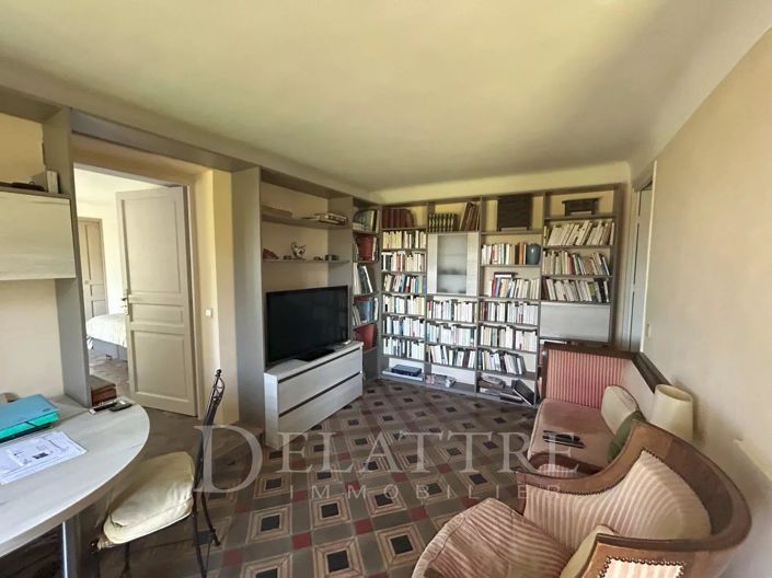 Image No.9-7 Bed House for sale