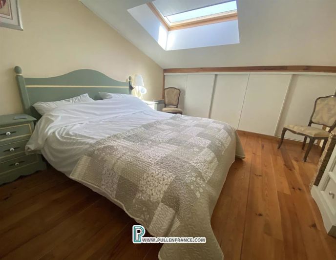 Image No.12-2 Bed Apartment for sale