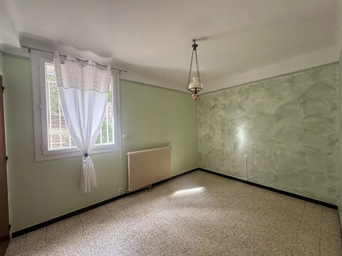 Image No.6-3 Bed House for sale