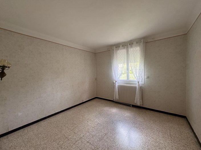 Image No.8-Maison de 3 chambres à vendre à Nîmes