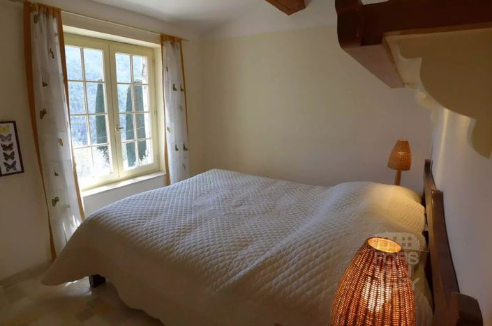 Image No.10-2 Bed House for sale