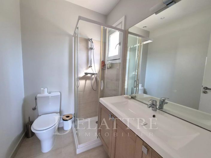 Image No.14-5 Bed House for sale