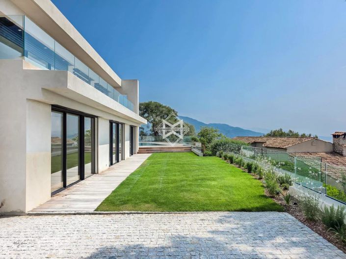 Image No.2-4 Bed House for sale