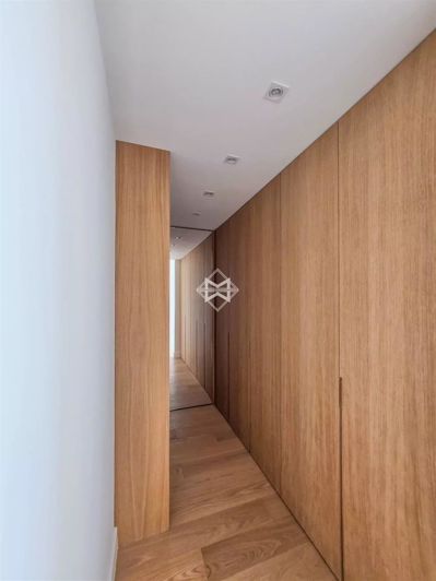 Image No.29-4 Bed House for sale