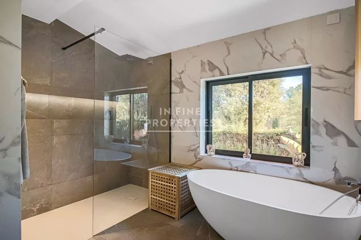 Image No.11-4 Bed House for sale