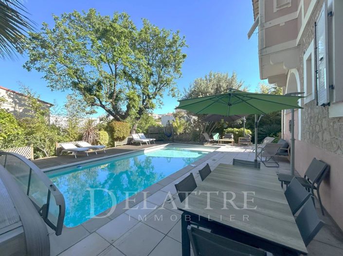 Image No.3-5 Bed House for sale