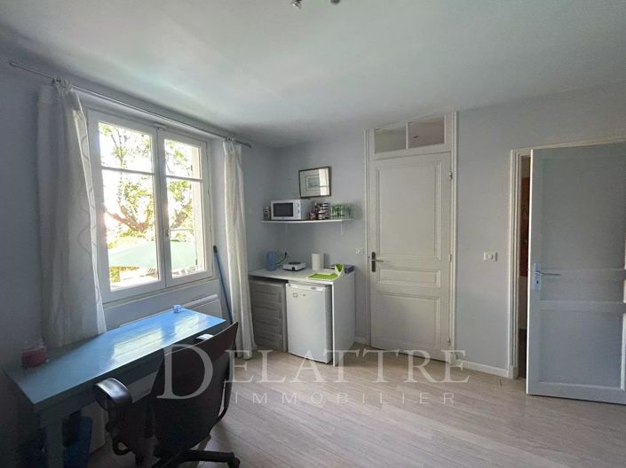 Image No.9-5 Bed House for sale