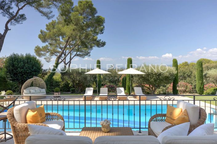 Image No.2-6 Bed House for sale