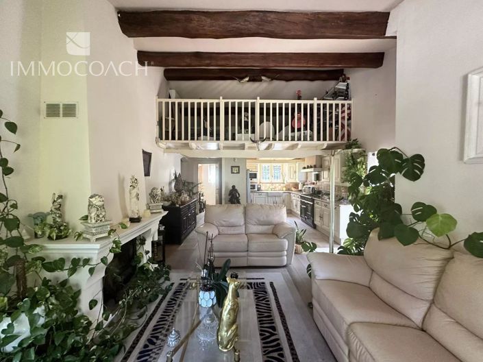 Image No.5-3 Bed House for sale