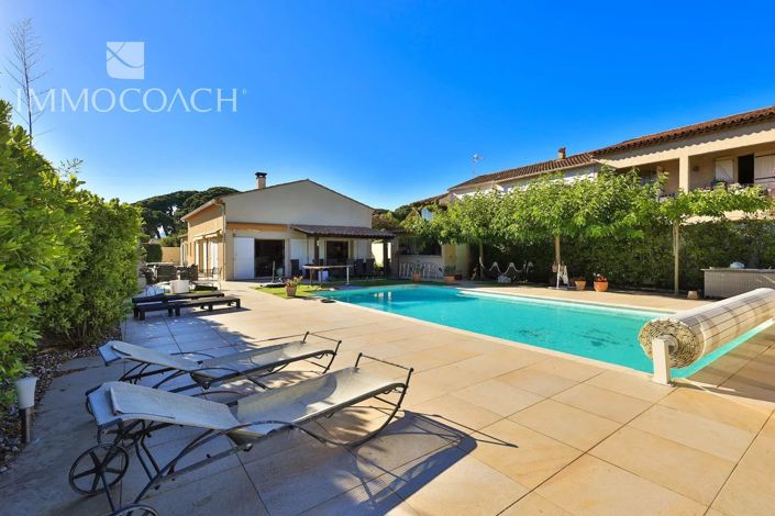 Image No.14-3 Bed House for sale