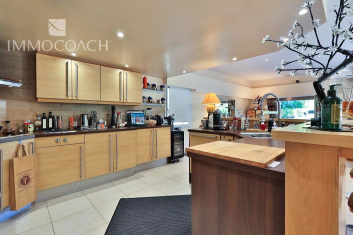 Image No.7-3 Bed House for sale