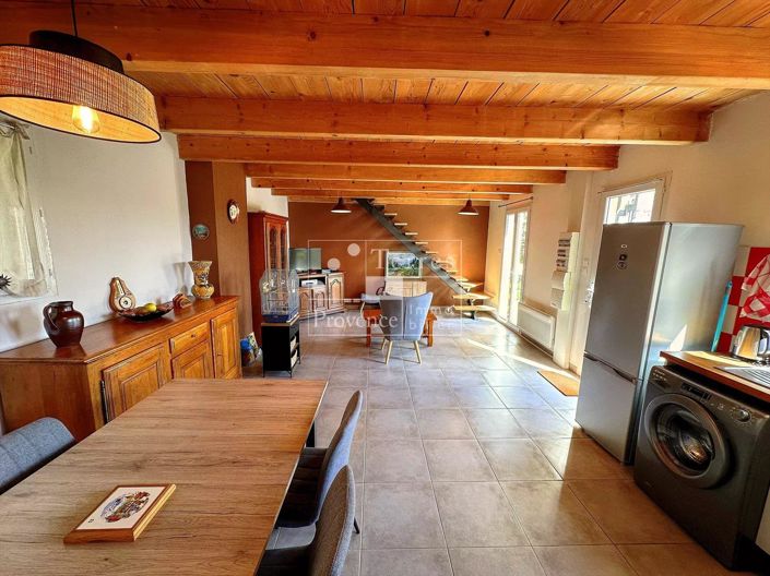 Image No.3-2 Bed House for sale