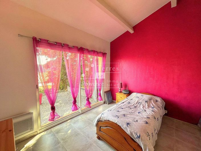 Image No.8-2 Bed House for sale