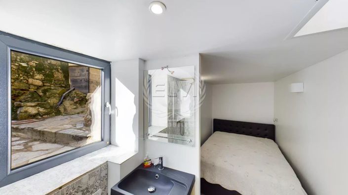 Image No.3-1 Bed House for sale