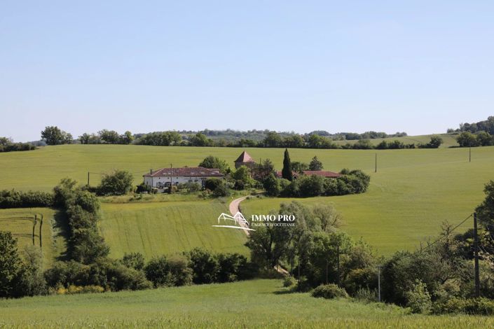 Image No.1-10 Bed House for sale