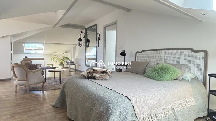 Image No.18-10 Bed House for sale