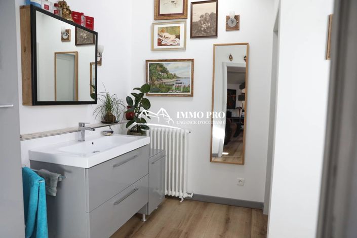 Image No.21-10 Bed House for sale