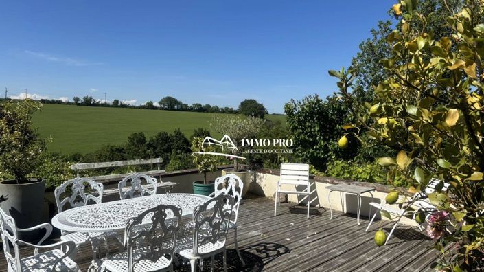 Image No.22-10 Bed House for sale